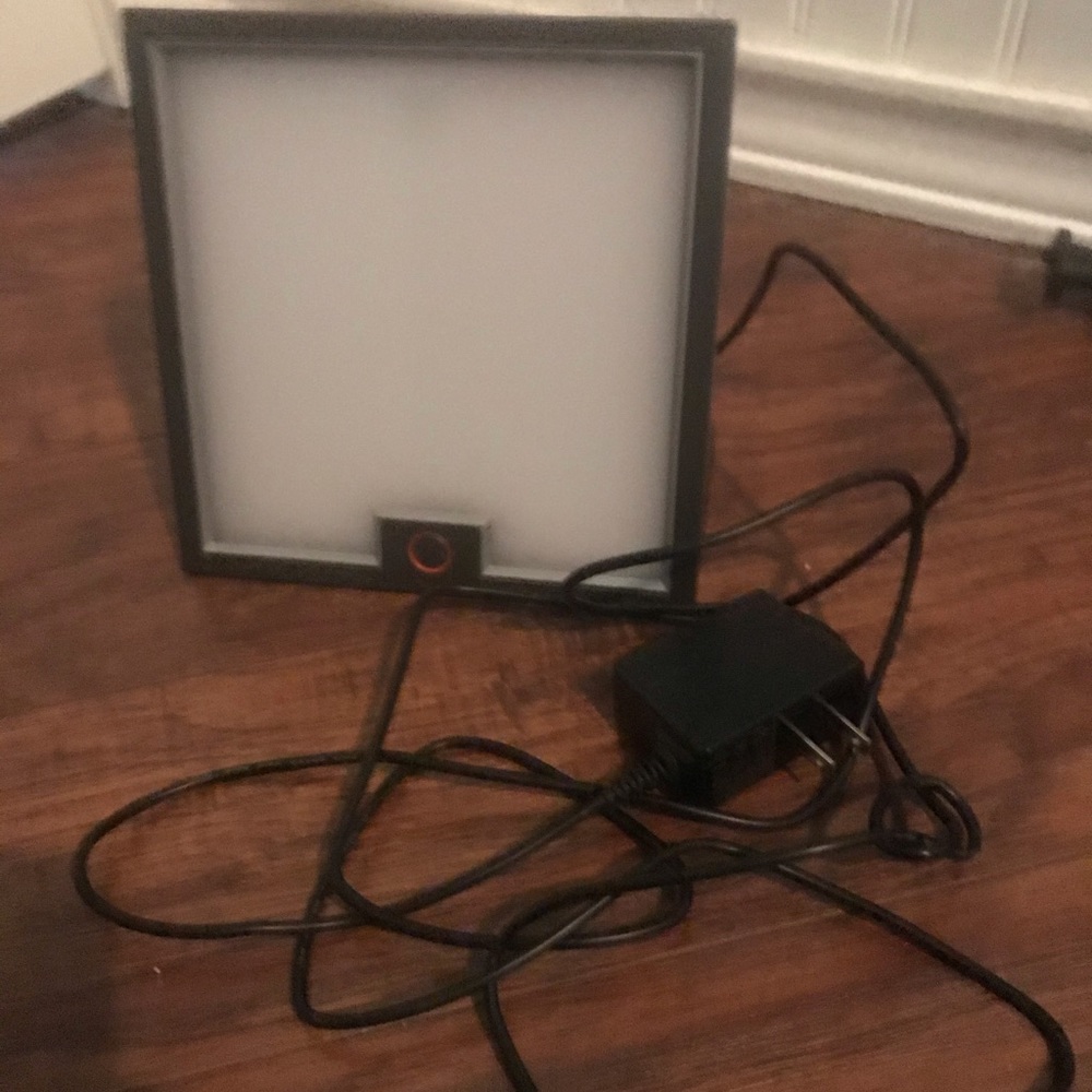 Light Box For SAD - Picture 3 of 6
